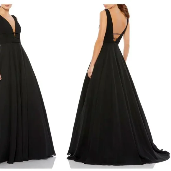 MAC DUGGAL PLUNGE NECK CHIFFON BLACK BALL-GOWN sz 2